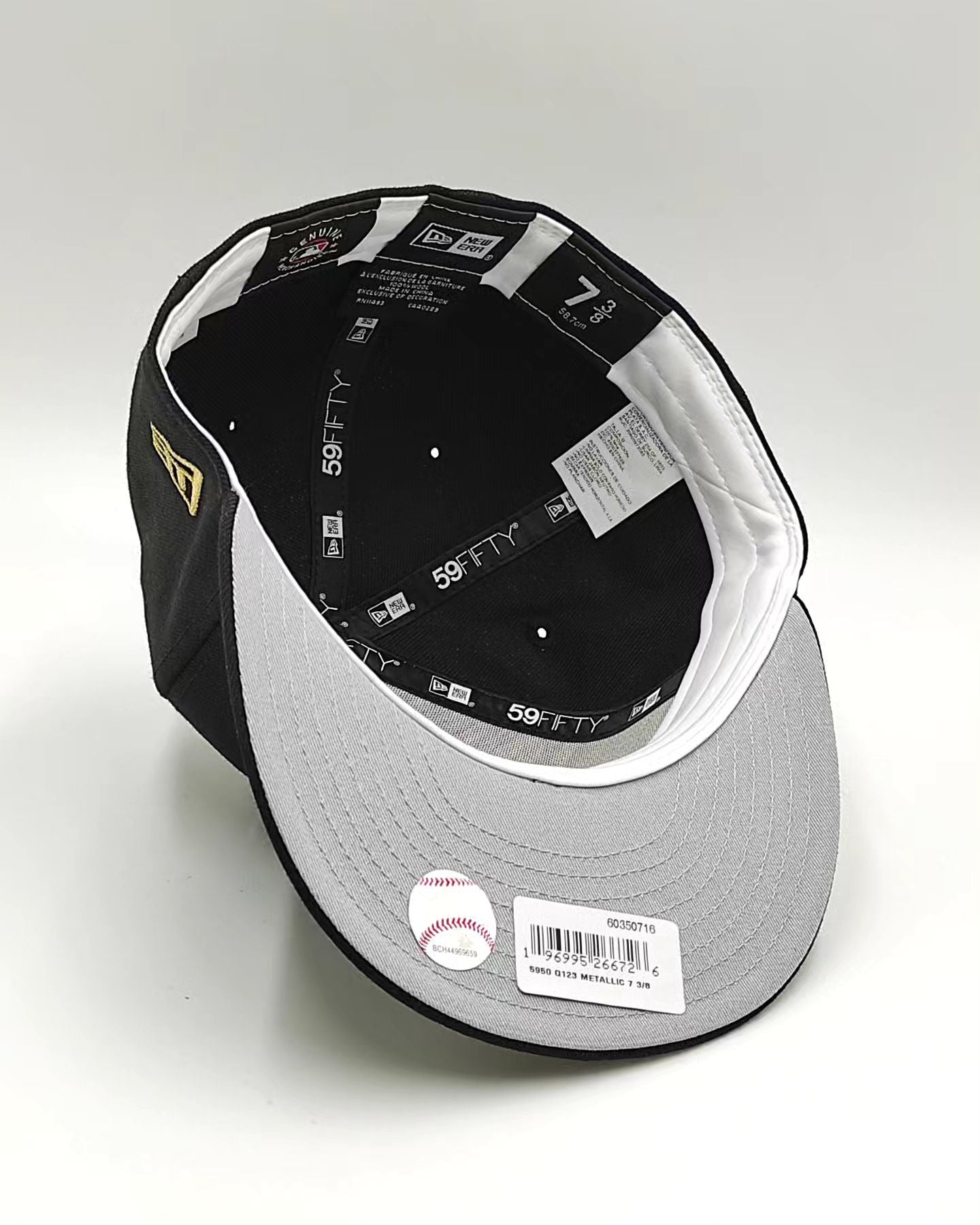 Gorra New Era 59Fifty de los New York Yankees con acentos metálicos