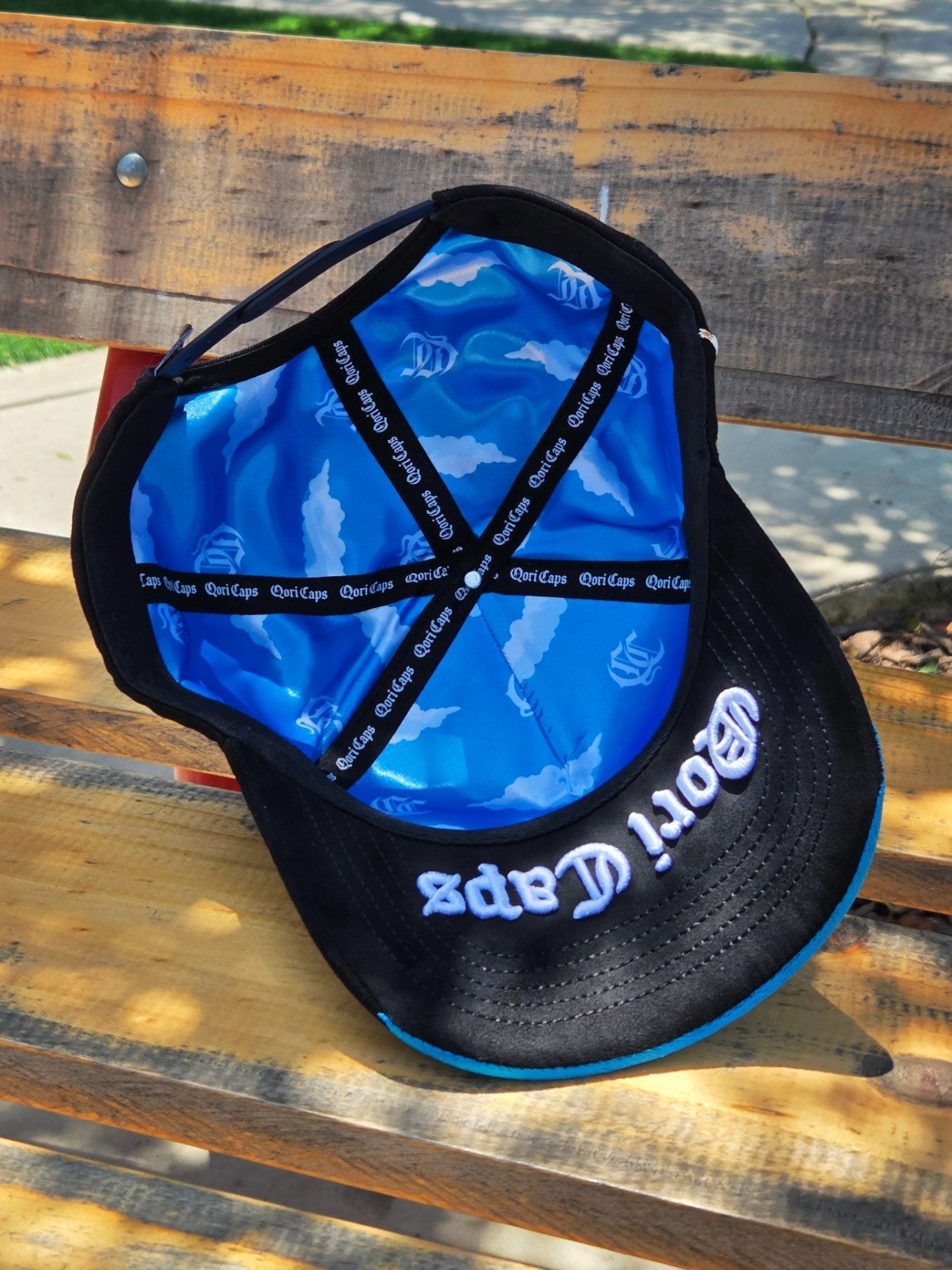Gorra Qori Caps colección Cloud☁️ & Yankees🔥 a-frame Snapback