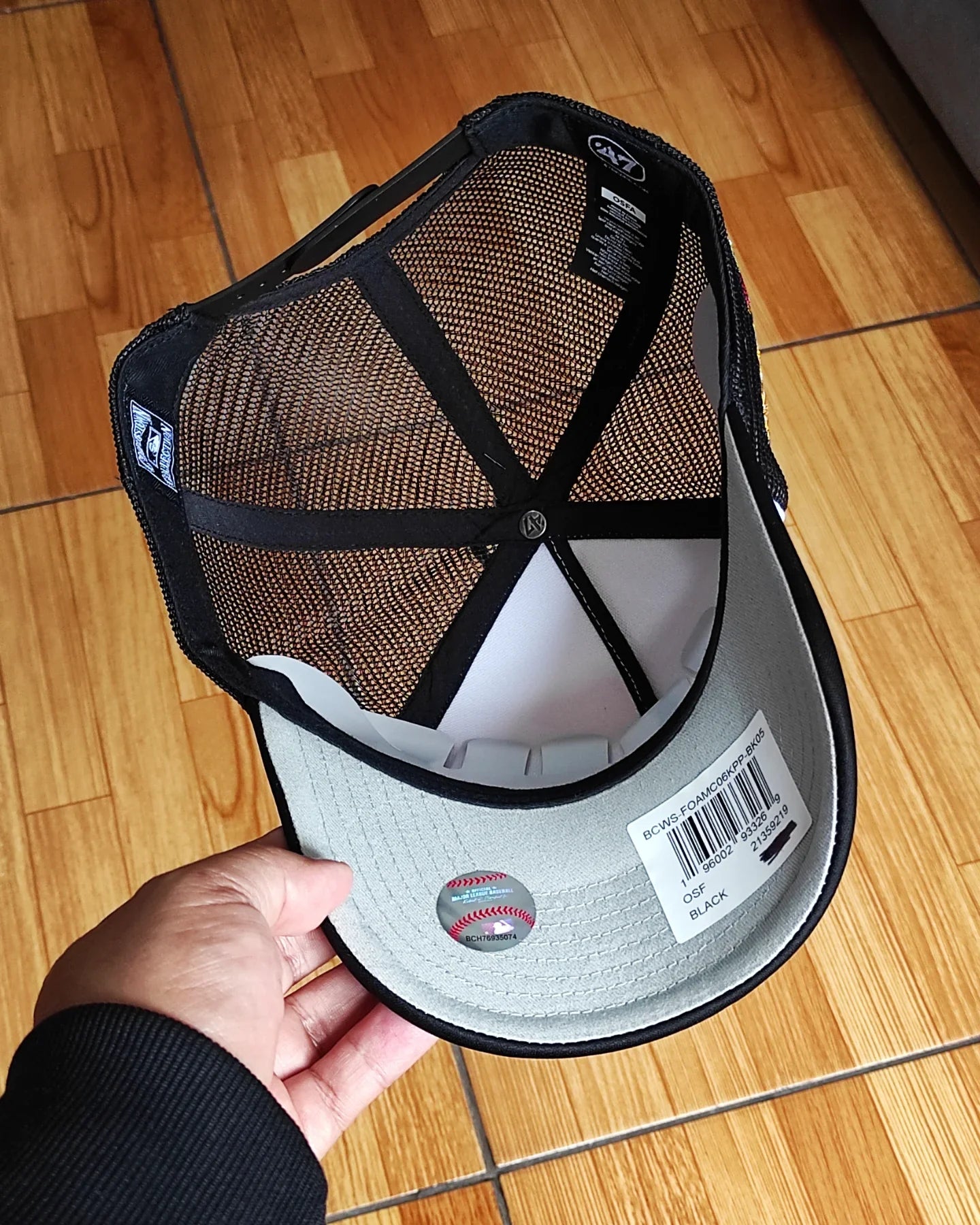 47Brand Chicago White Sox gorra trucker de espuma, negra y blanca, World Series, con cierre a presión