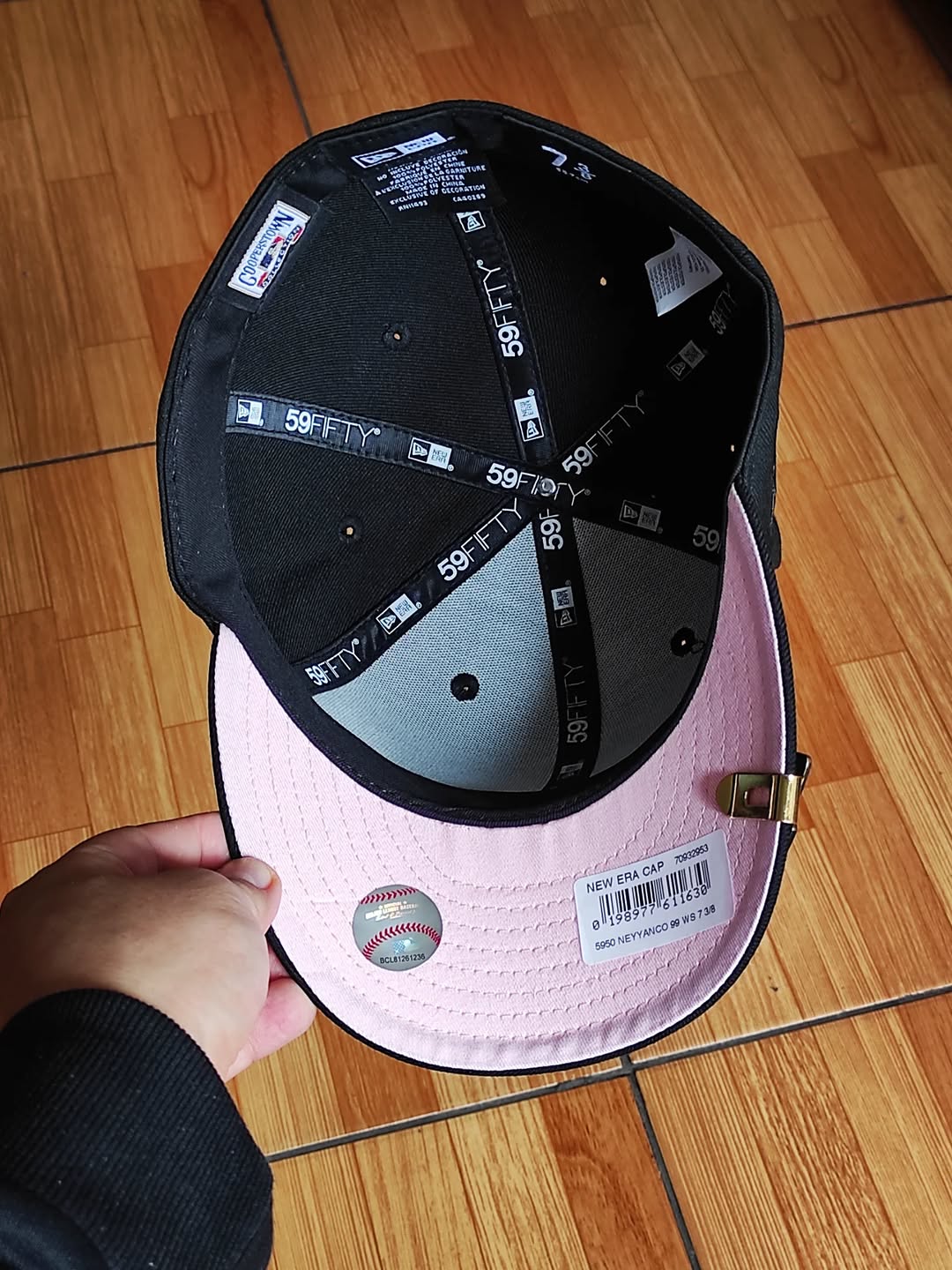 Gorra ajustada 59Fifty New Era New York Yankees World Series 1999 Edición Rosa Negro