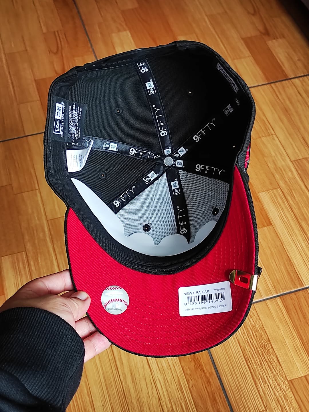 Gorra New Era New York Yankees World Series NEGRA ROJA 9FIFTY Snapback