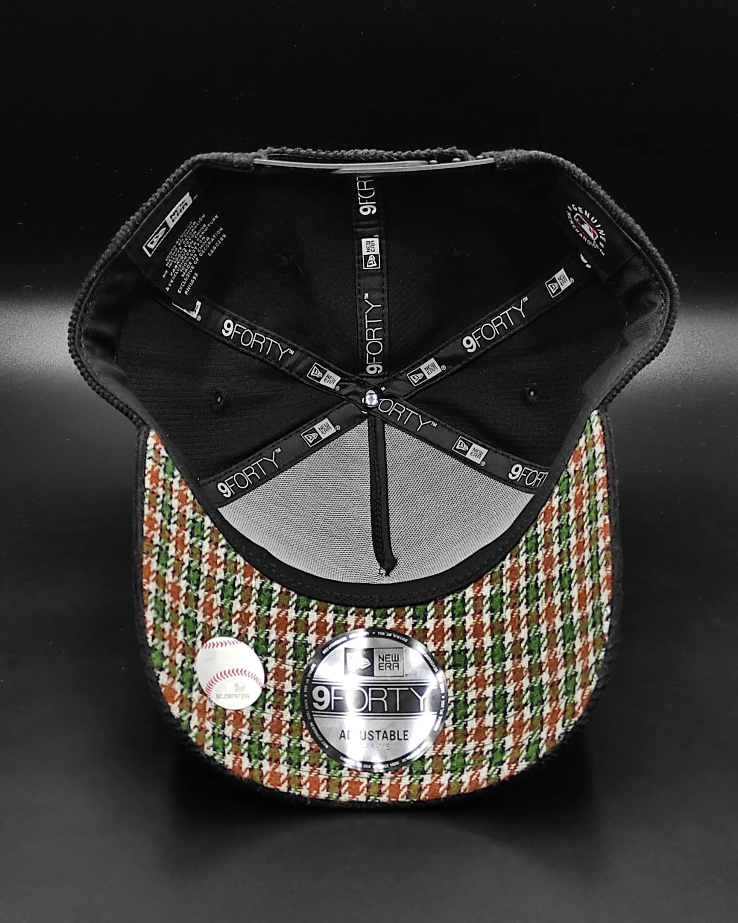 Gorra New Era Atlanta Braves "Corduroy Black" 9 Forty A-FRAME con cierre a presión