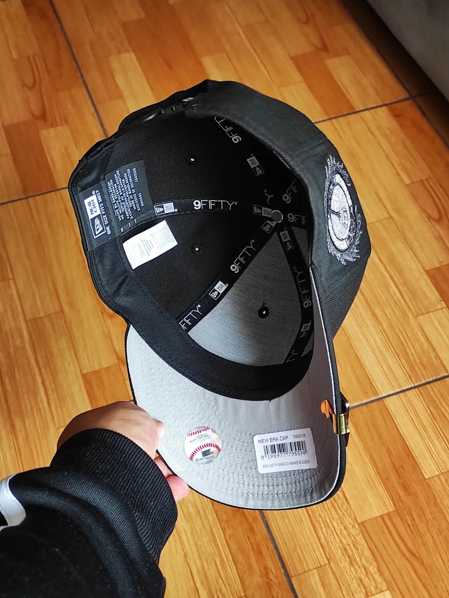 Gorra New Era 9Fifty snapback edición negra de los New York Yankees de la Serie Mundial de 1949