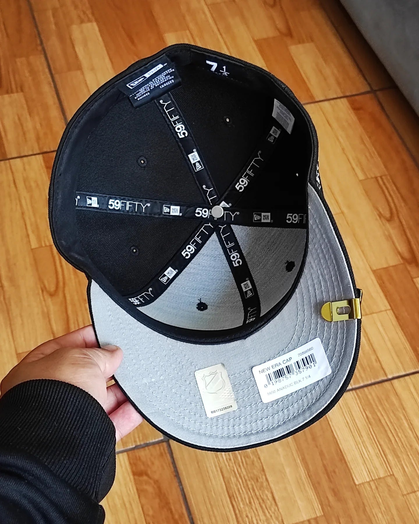 Gorra Ajustada 59Fifty Anaheim Ducks Blackout Prime Edition de New Era