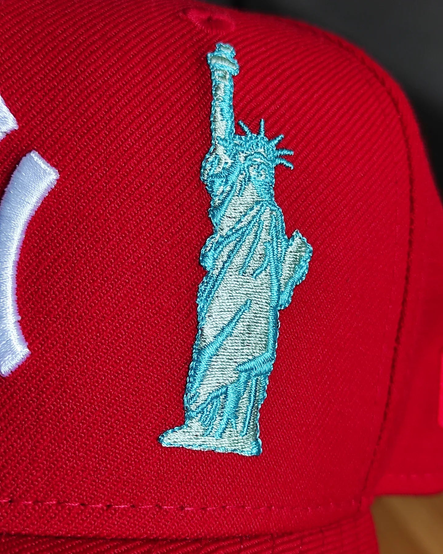 New Era New York Yankees 100 Aniversario Colección Liberty 🗽 9FIFTY Snapback - Rojo
