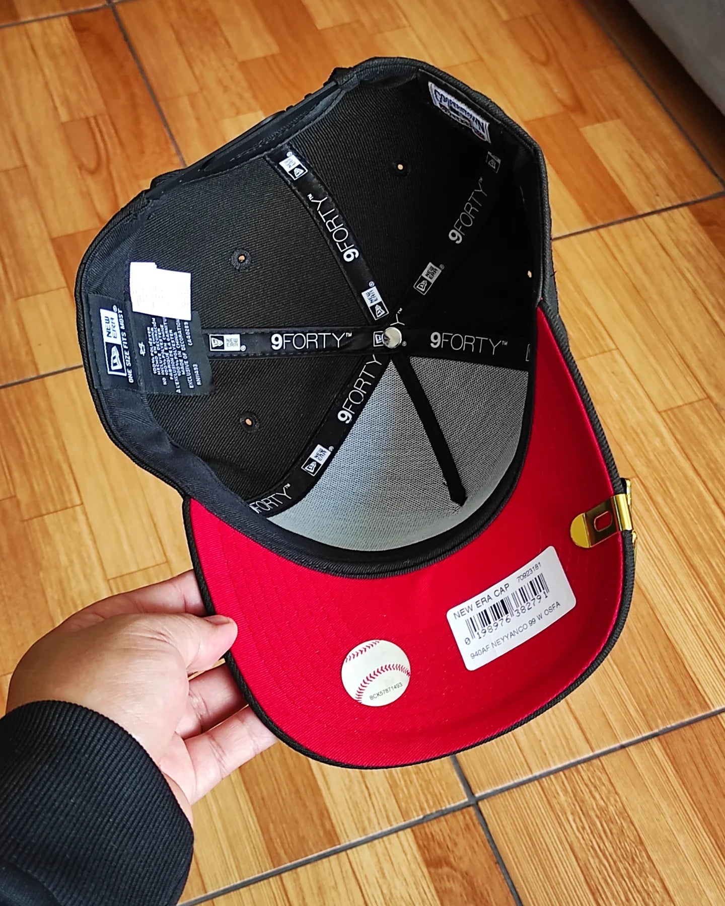 New Era New York Yankees Serie Mundial 1999 negro rojo 9FORTY A-FRAME