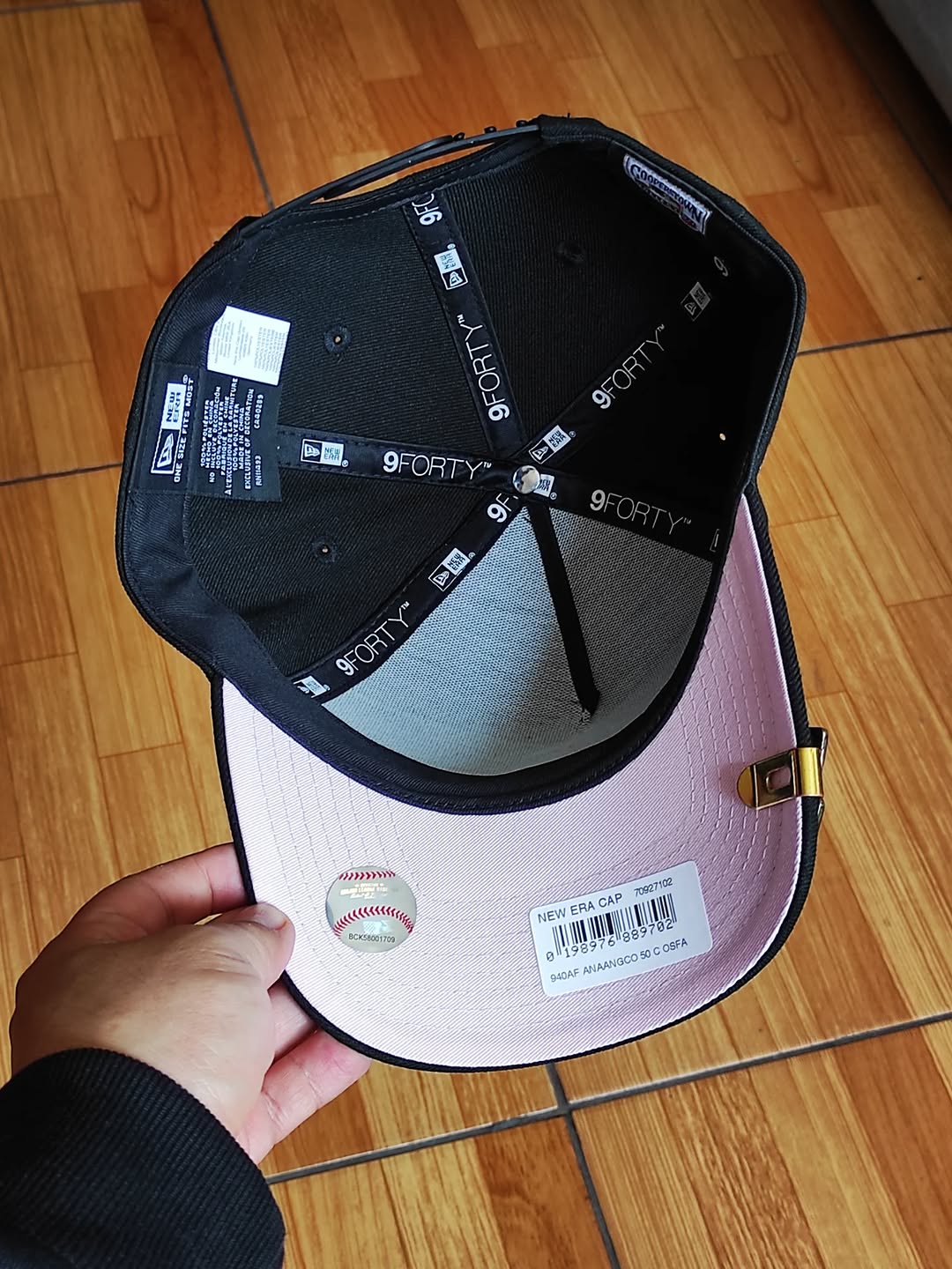 Gorra New Era Anaheim Angels 50 Aniversario Edición Rosa 9Forty A Frame Snapback