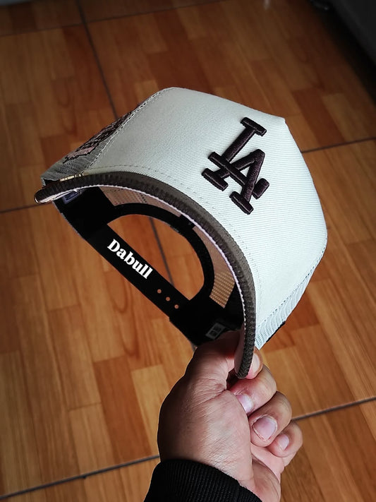 NEW ERA 9FORTY A-FRAME MLB LOS ANGELES DODGERS 60TH 2TONE / PINK UV TRUCKER