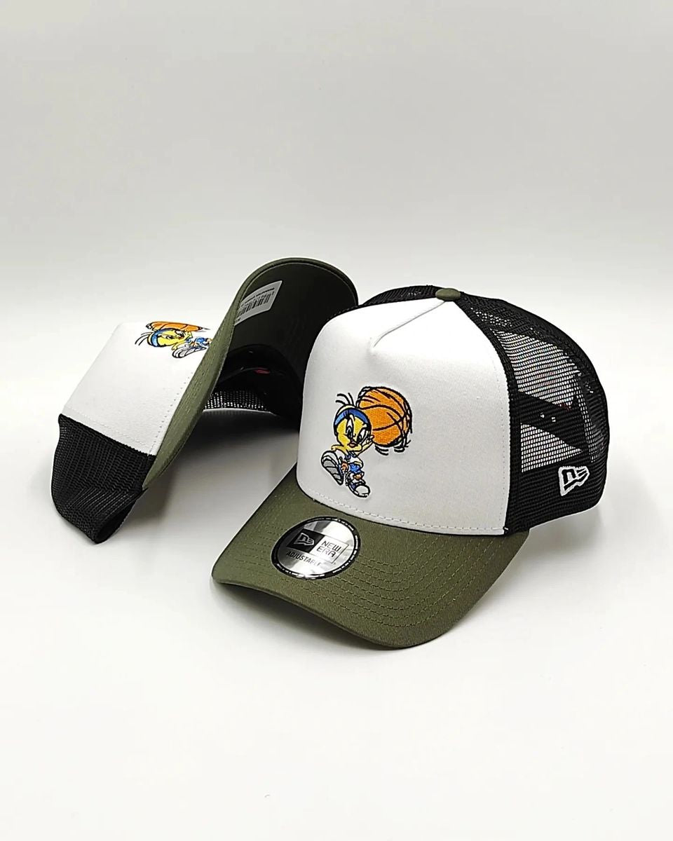 GORRA NEW ERA LOONY TOONS PIOLÍN TRUCKER