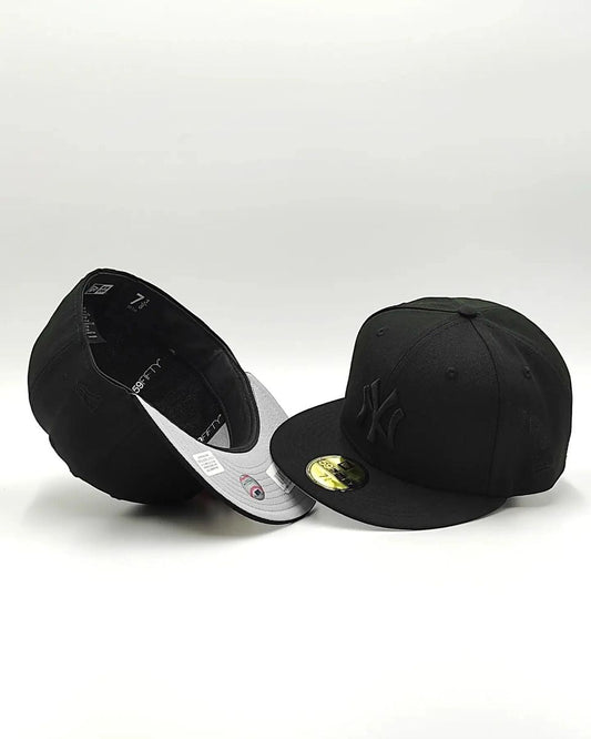 GORRA NEW ERA YANKEES NEGRA Y NEGRA 59FIFTY