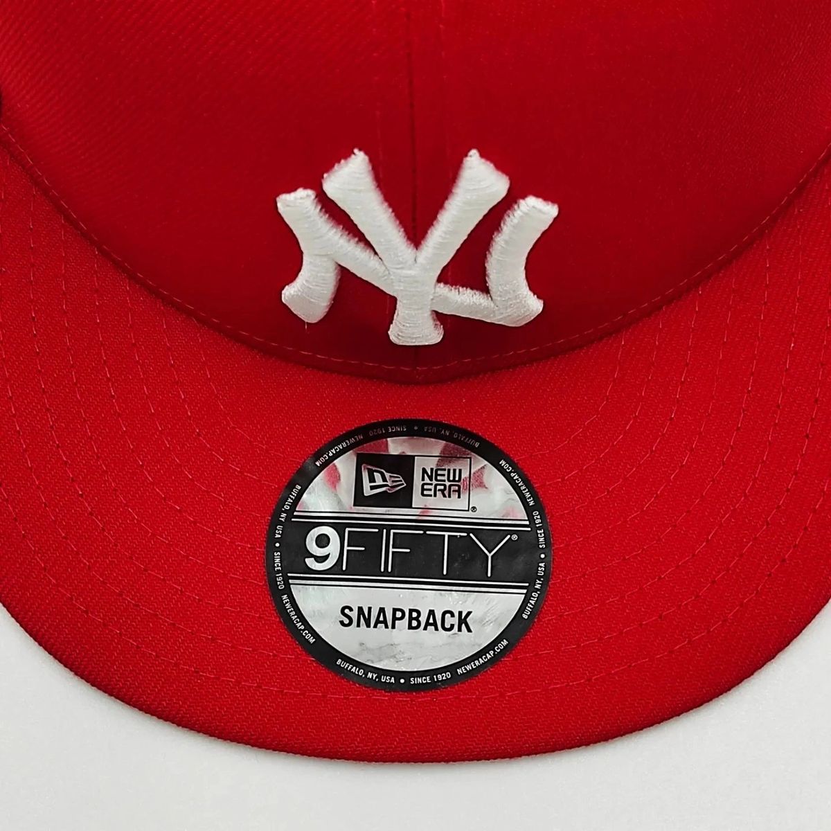 GORRA NEW ERA NEW YORK YANKEES 9FIFTY SANPBACK ROJA