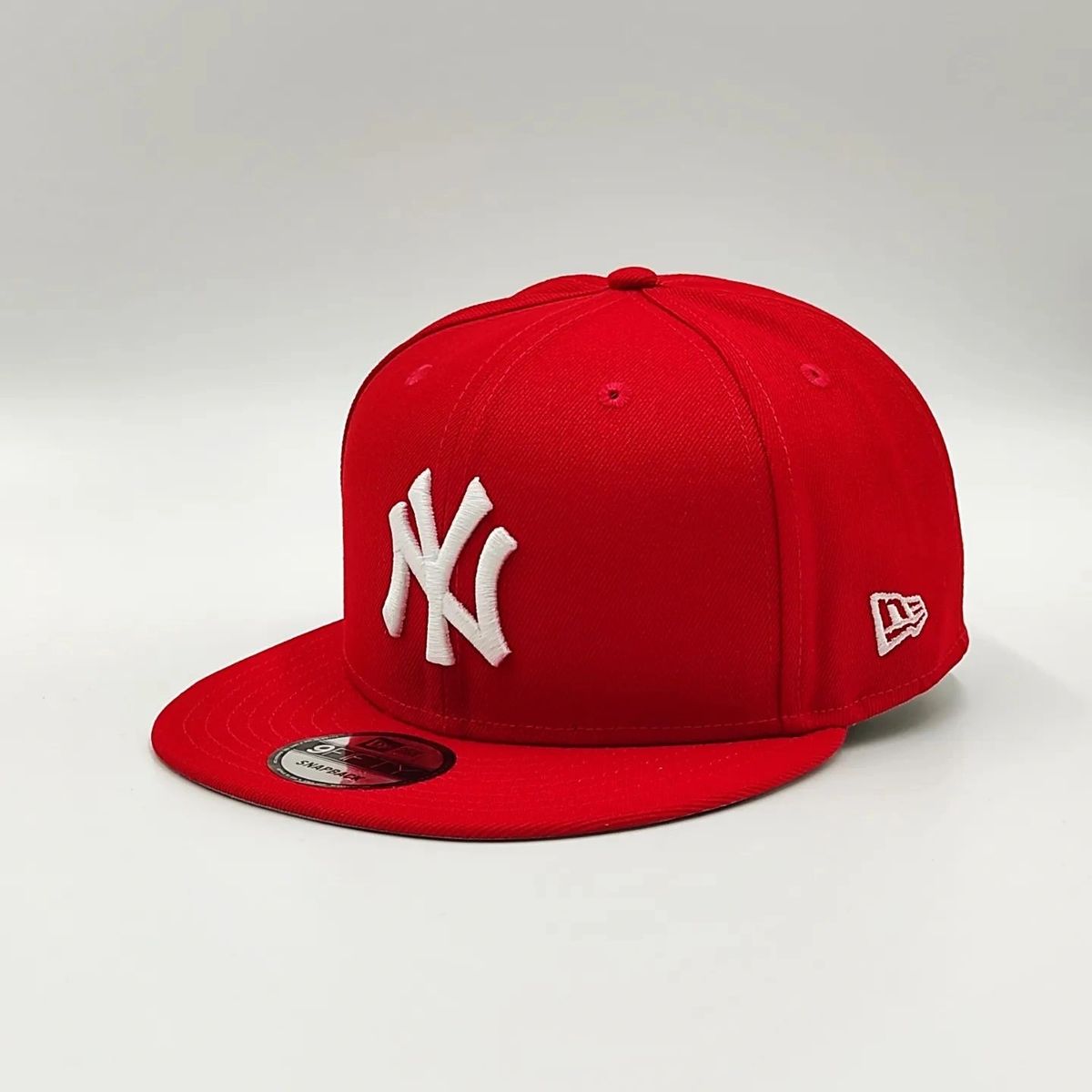 GORRA NEW ERA NEW YORK YANKEES 9FIFTY SANPBACK ROJA