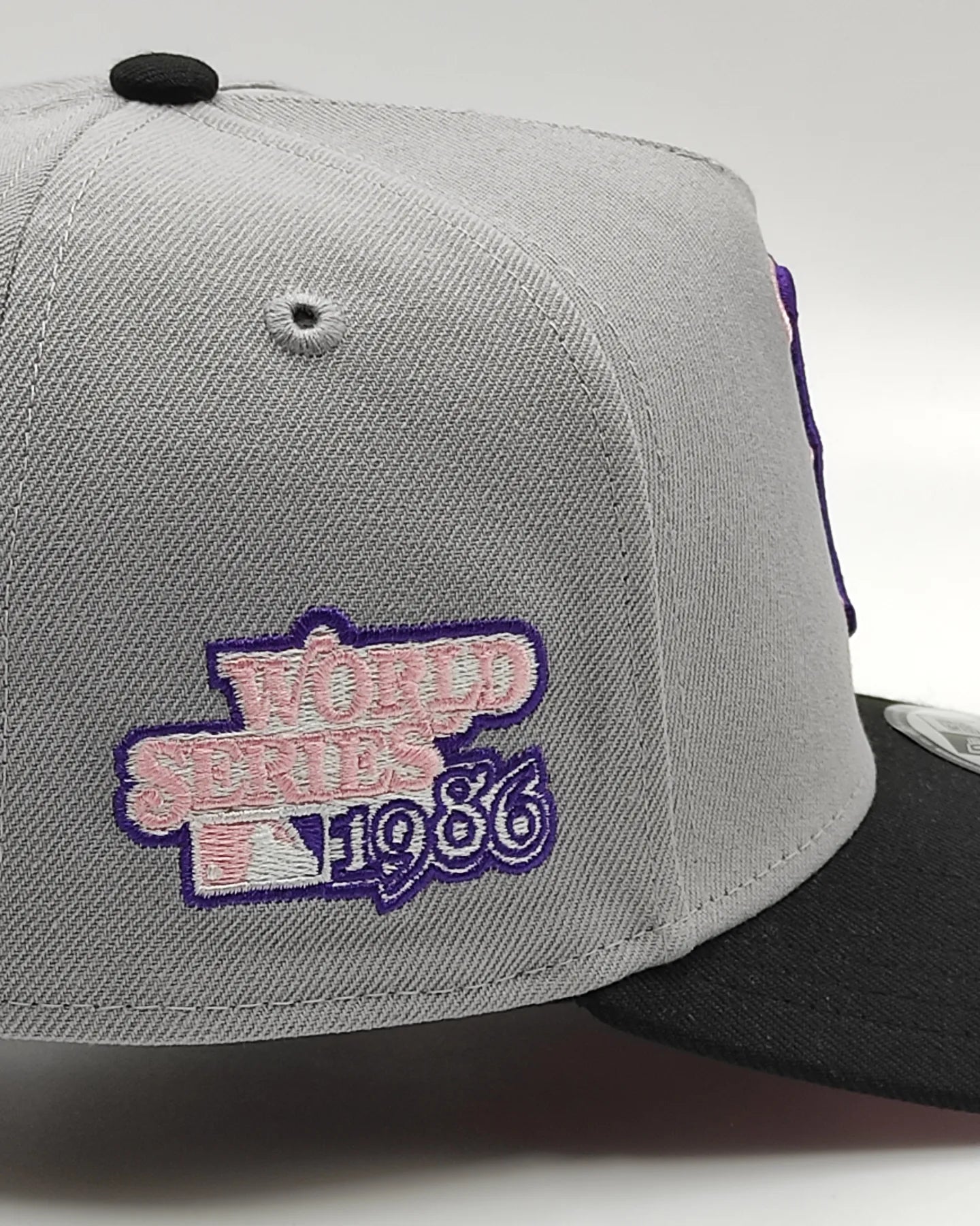 Gorra snapback New Era 9Forty A-FRAME Fuji Boston Red Sox 1986 World Series Patch / Gris Negro Rosa