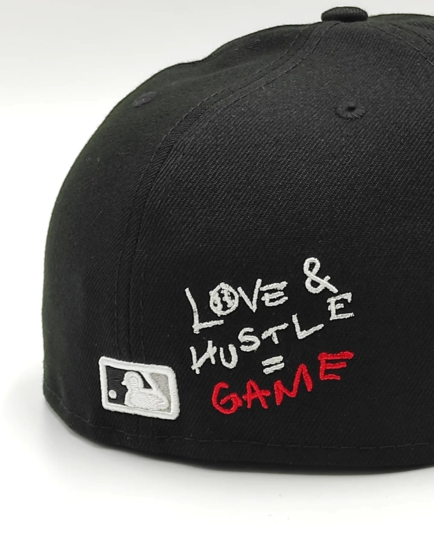 Gorra ajustada 59Fifty New Era Team Heart de los Chicago White Sox - Negra, blanca, roja