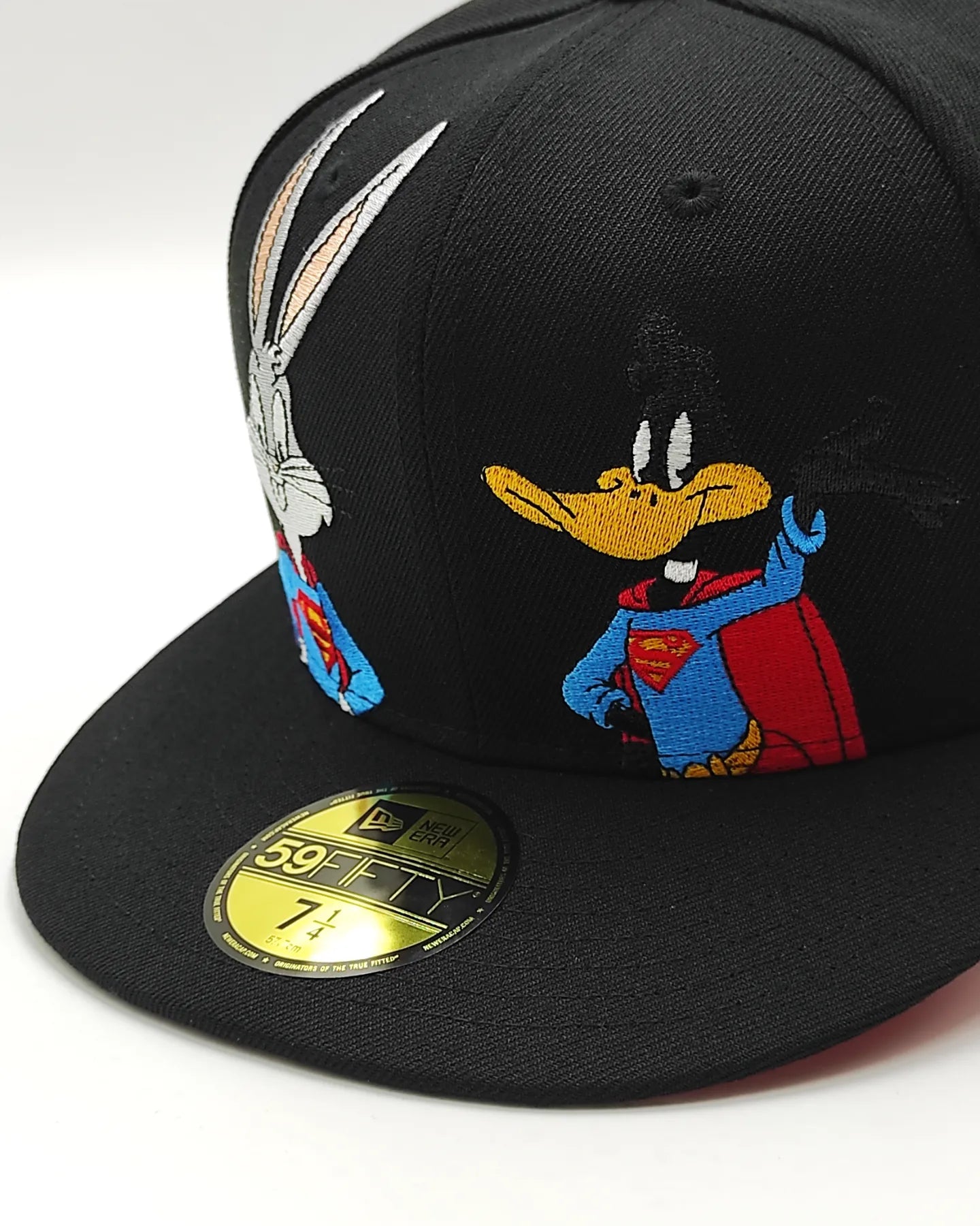 New Era x Looney Tunes 59 fifty 100 aniversario Warner Brothers