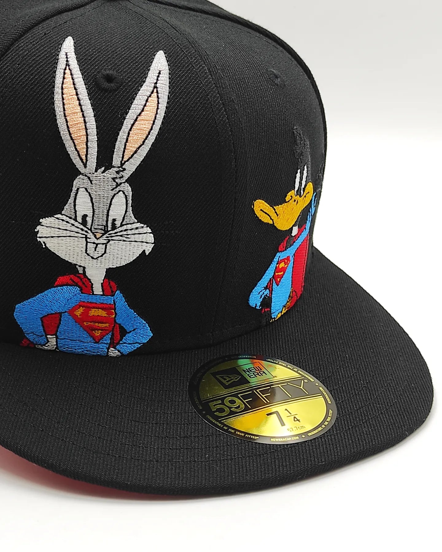 New Era x Looney Tunes 59 fifty 100 aniversario Warner Brothers