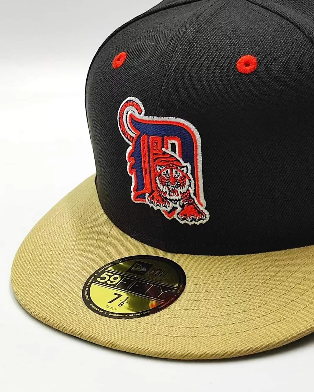Gorra New Era 59fifty "Big Easy" Detroit Tigers con parche de aniversario - negra, tostada