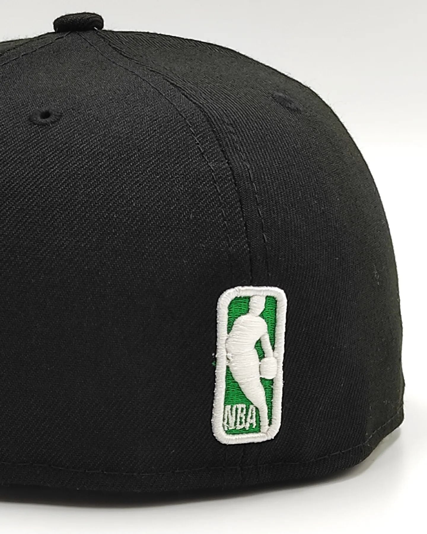 GORRA NEW ERA BOSTON CELTICS 59FIFTY NEGRA