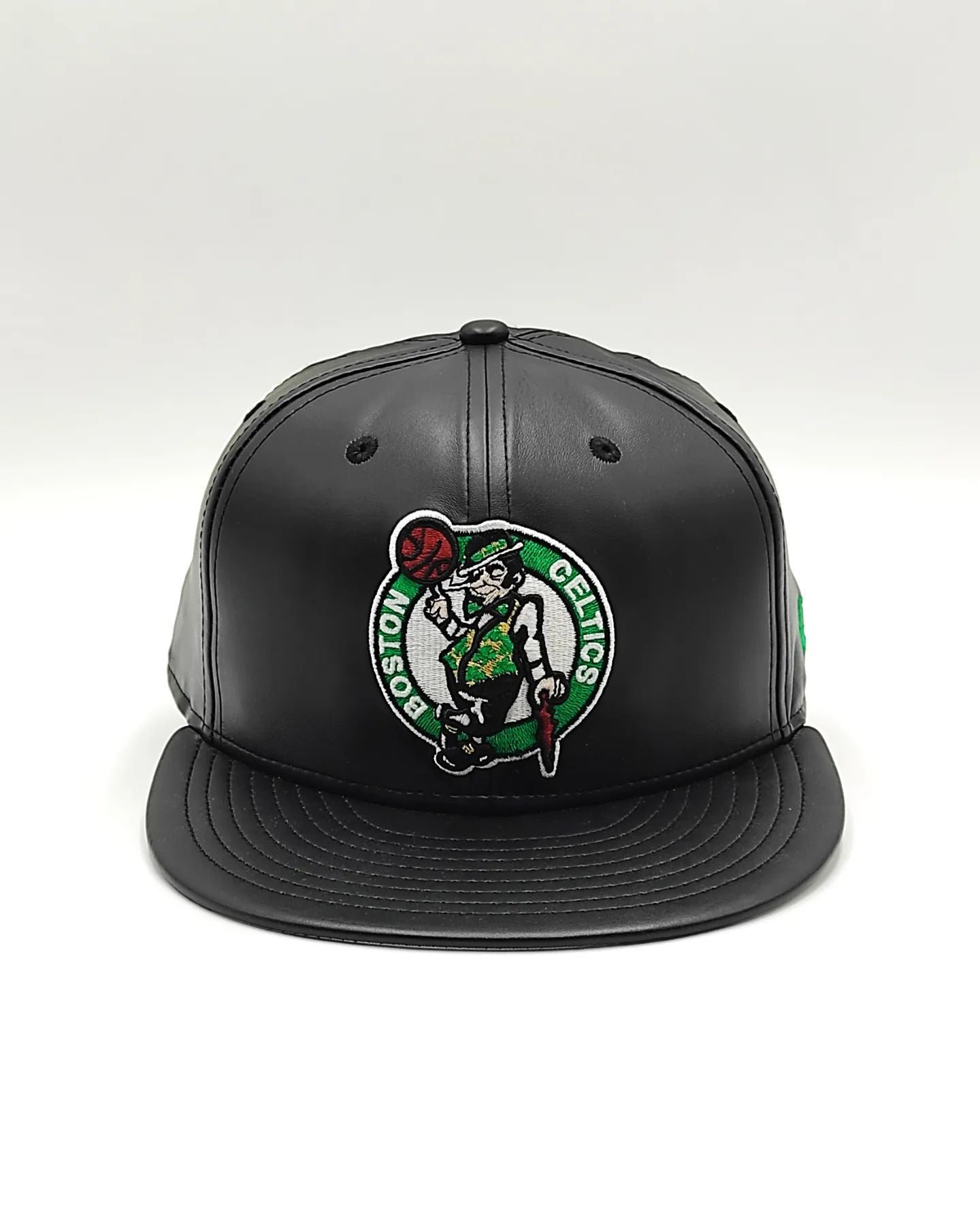 GORRA NEW ERA BOSTON CELTICS 59FIFTY VERDE, CUERO