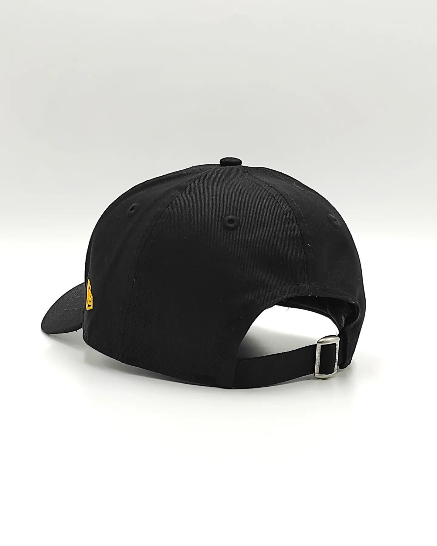 GORRA NEW ERA NY YANKEES 9FORTY NEGRO LOGO ORO