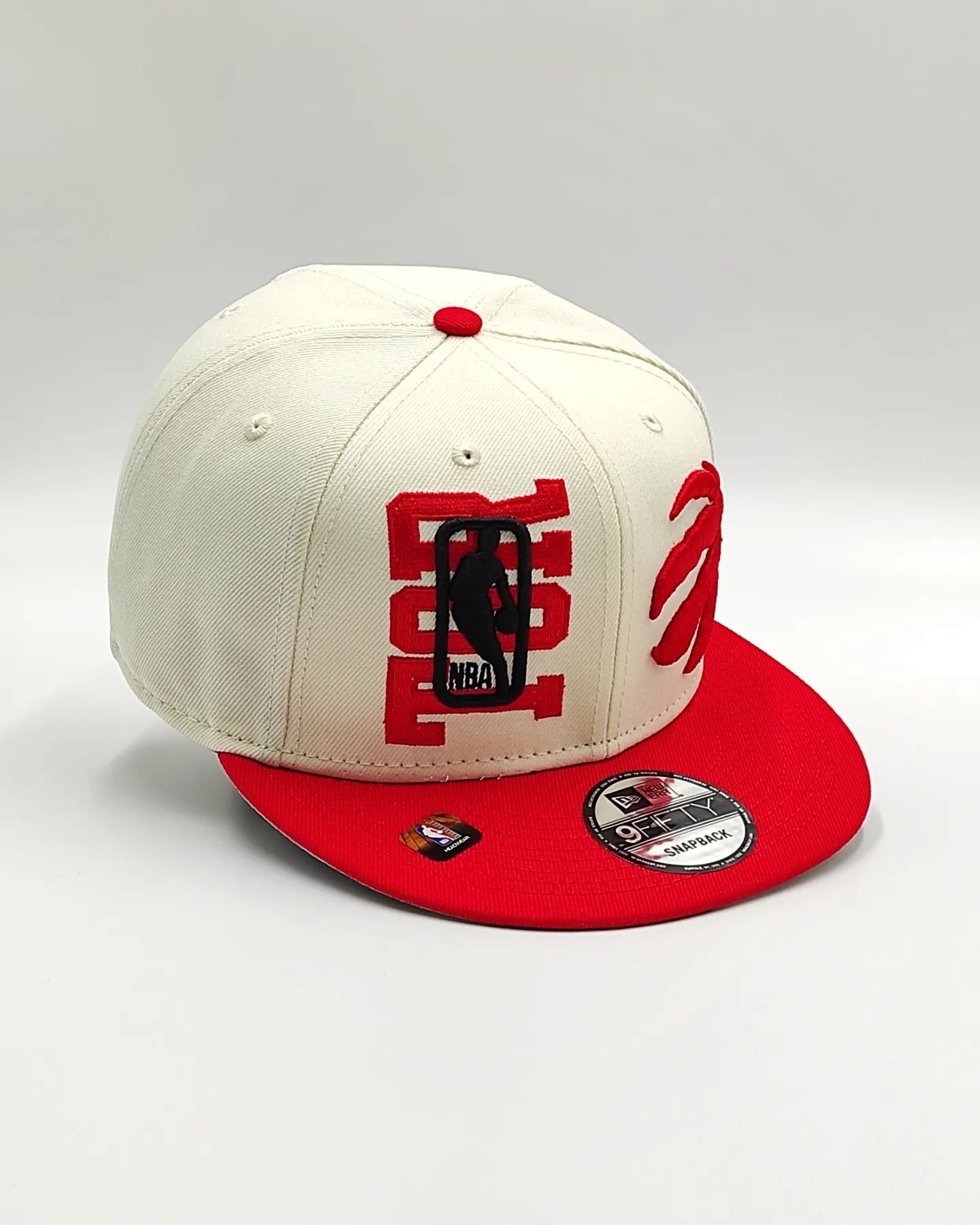 Toronto Raptors New Era 2022 NBA Draft 9FIFTY Adjustable Snapback Hat – Cream/Red
