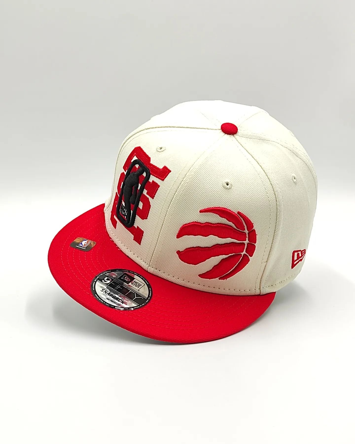 Toronto Raptors New Era 2022 NBA Draft 9FIFTY Adjustable Snapback Hat – Cream/Red
