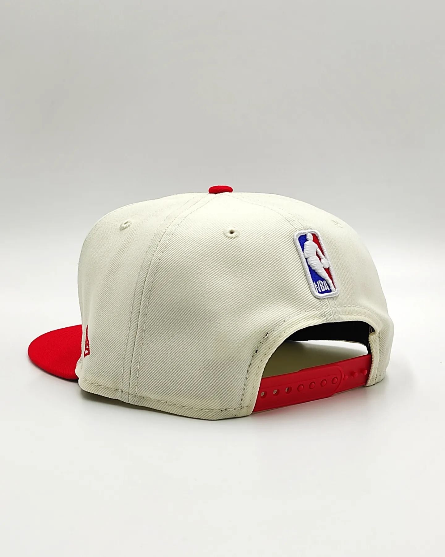 Chicago Bulls New Era 2022 NBA Draft 9FIFTY Adjustable Snapback Hat – Cream/Red
