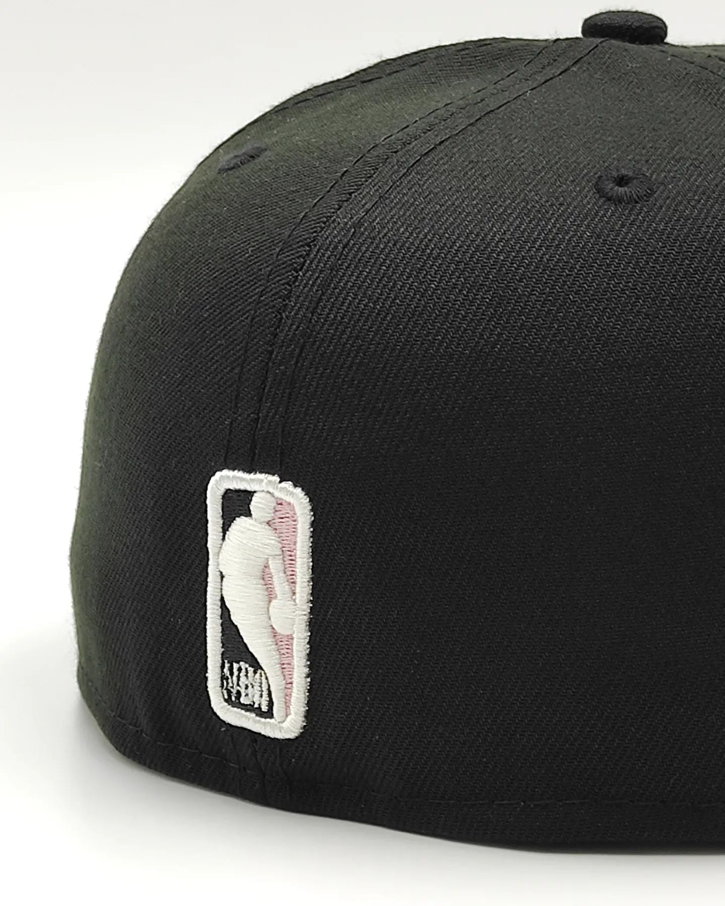 GORRA NEW ERA CHICAGO BULLS 59FIFTY 6XNBA COLECCIÓN POP SWEAT