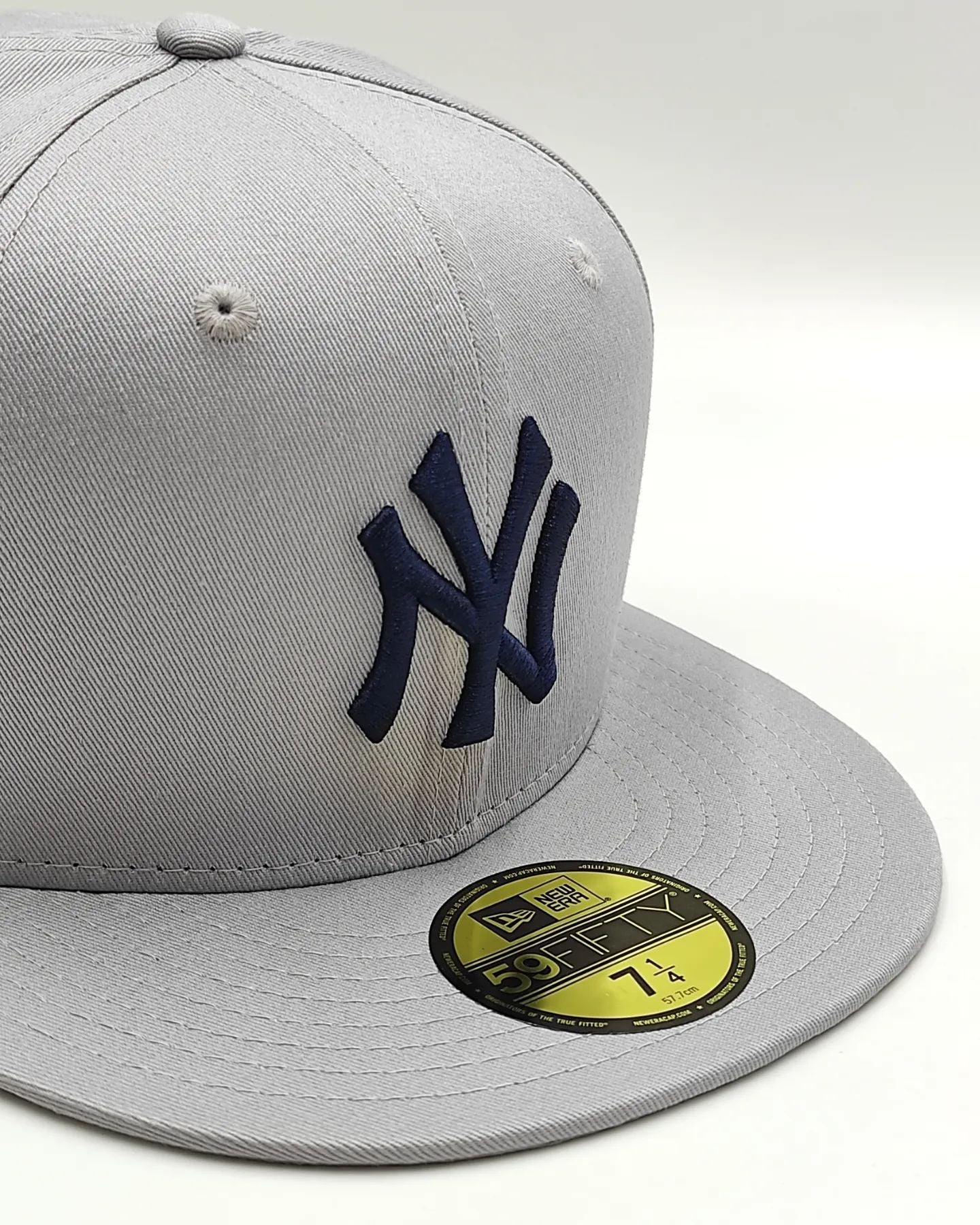 Gorra New Era 59Fifty de los New York Yankees con parche lateral de la Serie Mundial