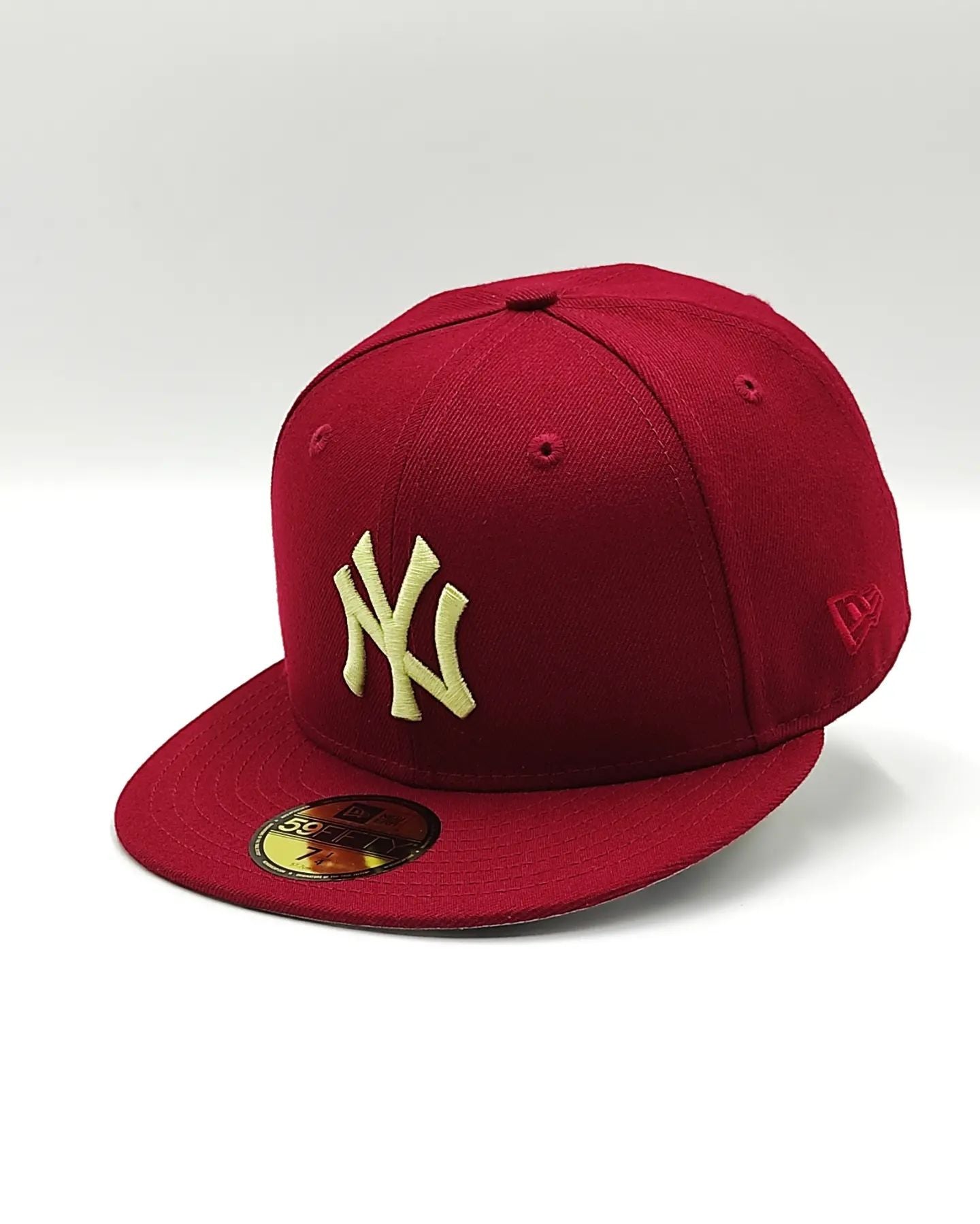 Exclusiva New Era 59fifty Beanpack New York Yankees parche Serie Mundial 2000 / rojo cardenal camel