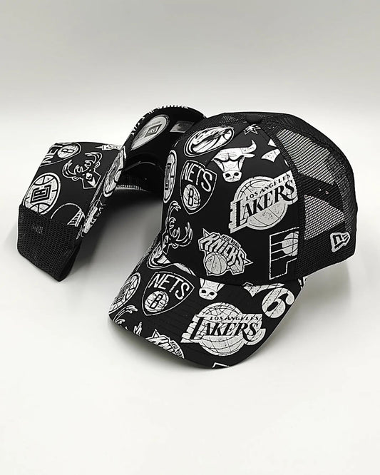 Gorra New Era NBA Trucker Negra edición ALL-OVER