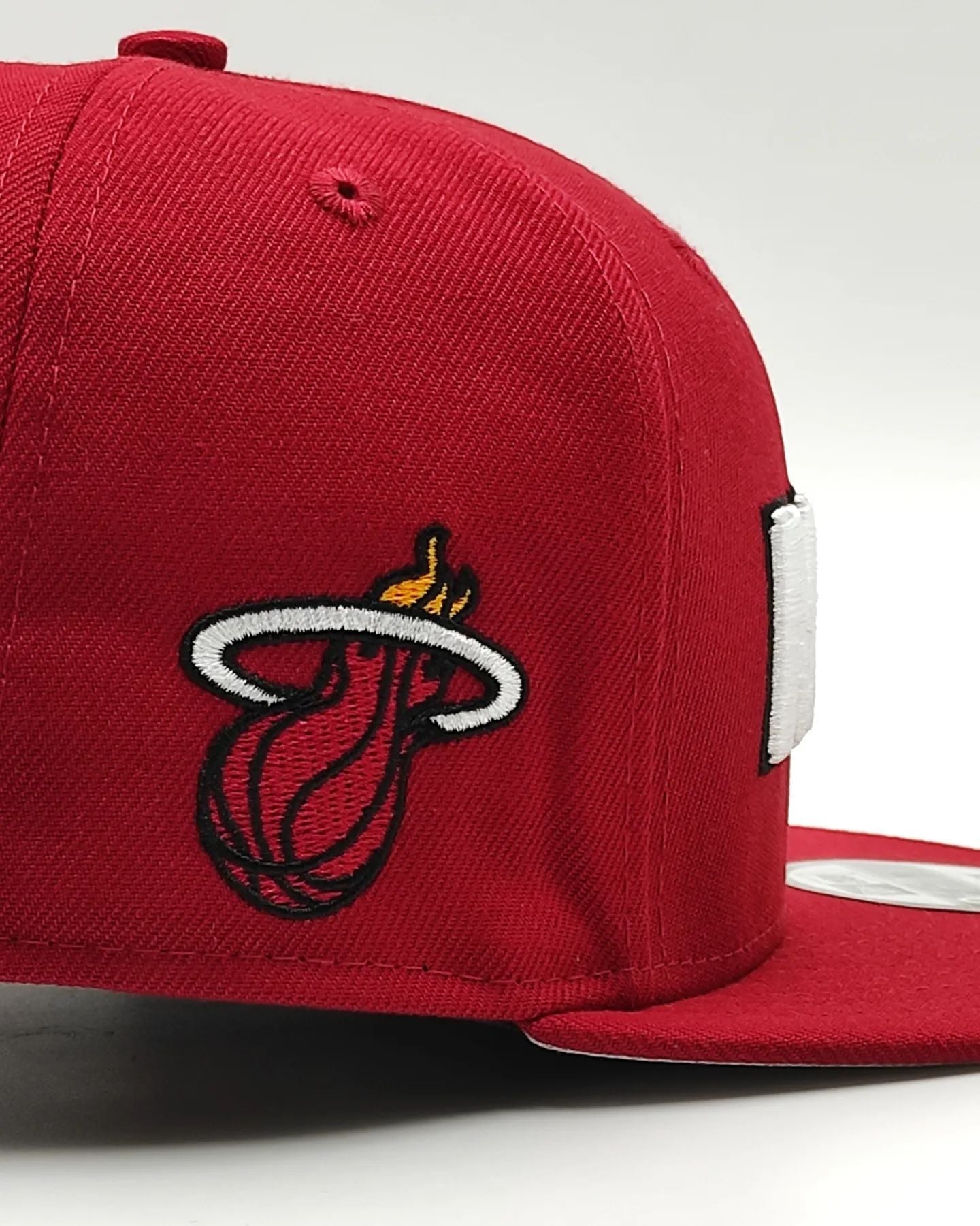 New Era Miami Heat 9Fifty snapback Rojo oscuro colección jersey