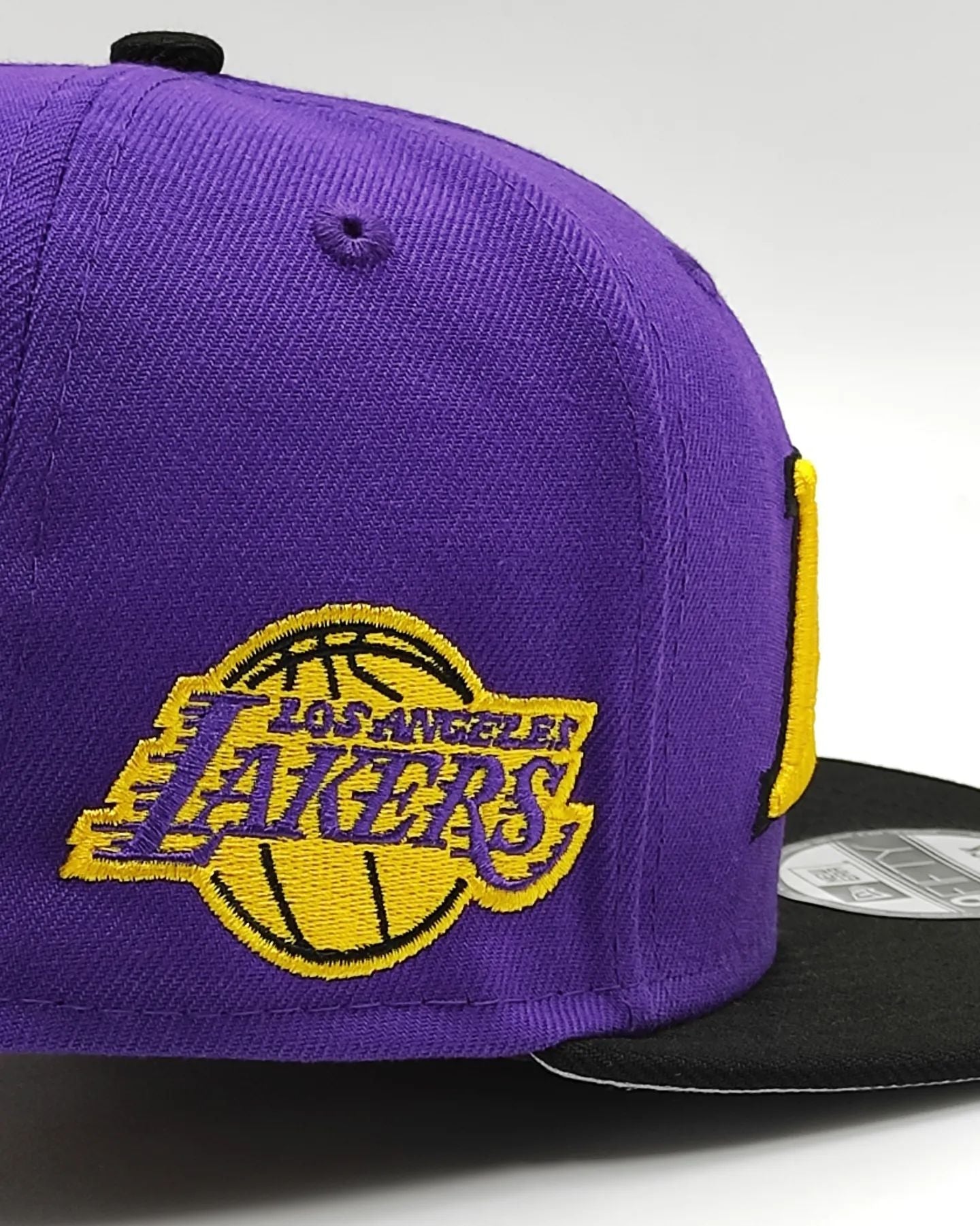 Gorra snapback New Era Los Angeles Lakers 9Fifty colección jersey