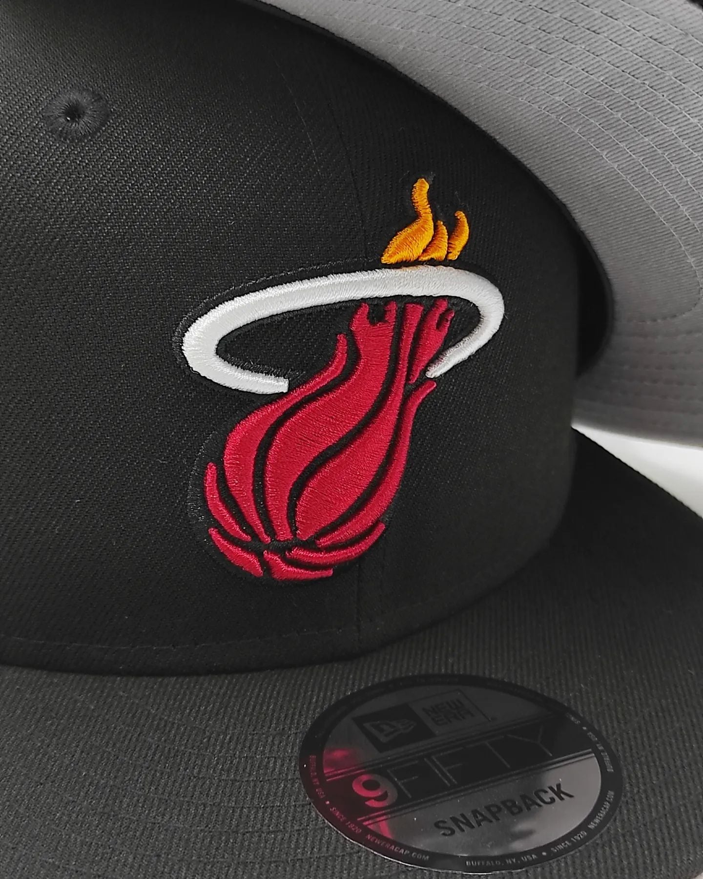 New Era gorra snapback 9fifty Miami Heat negra