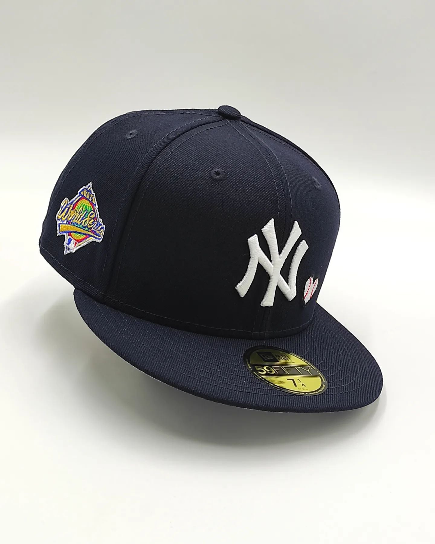 Gorra New Era Fitted 59Fifty MLB New York Yankees 1996 WORLD SERIES Exclusiva TEAM HEARTS - Azul marino