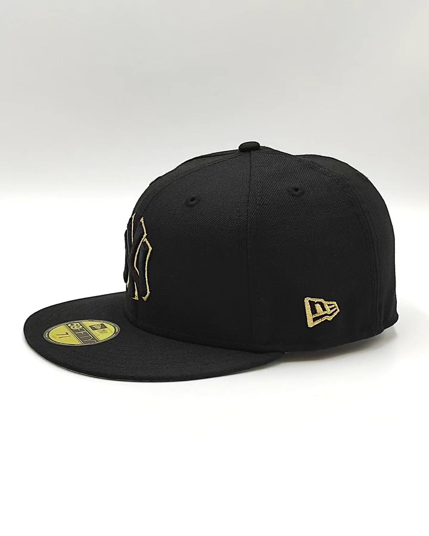 Gorra New Era 59Fifty de los New York Yankees con acentos metálicos
