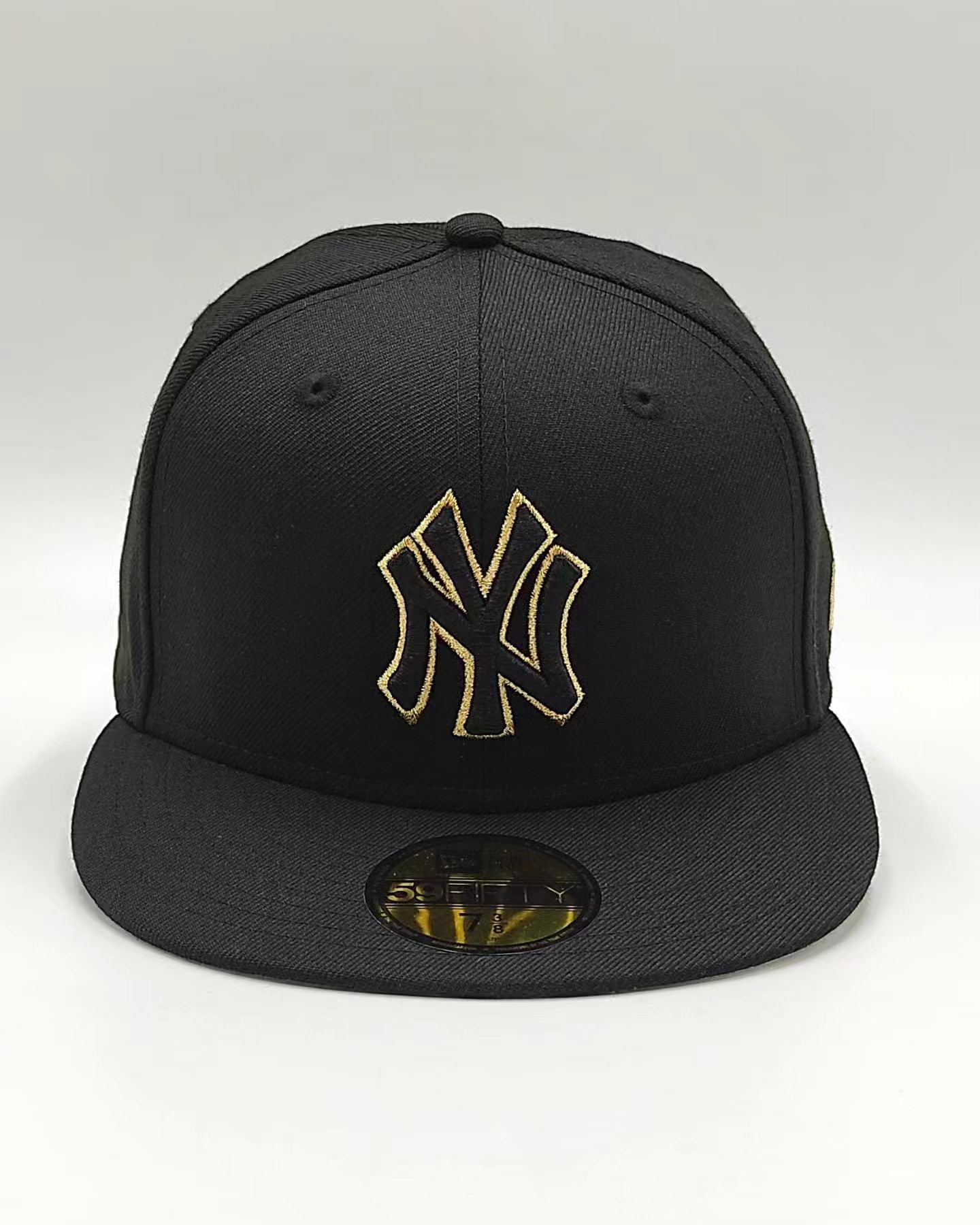 Gorra New Era 59Fifty de los New York Yankees con acentos metálicos
