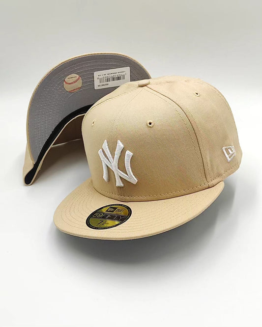 Colección New Era New York Yankees League Essentials.
