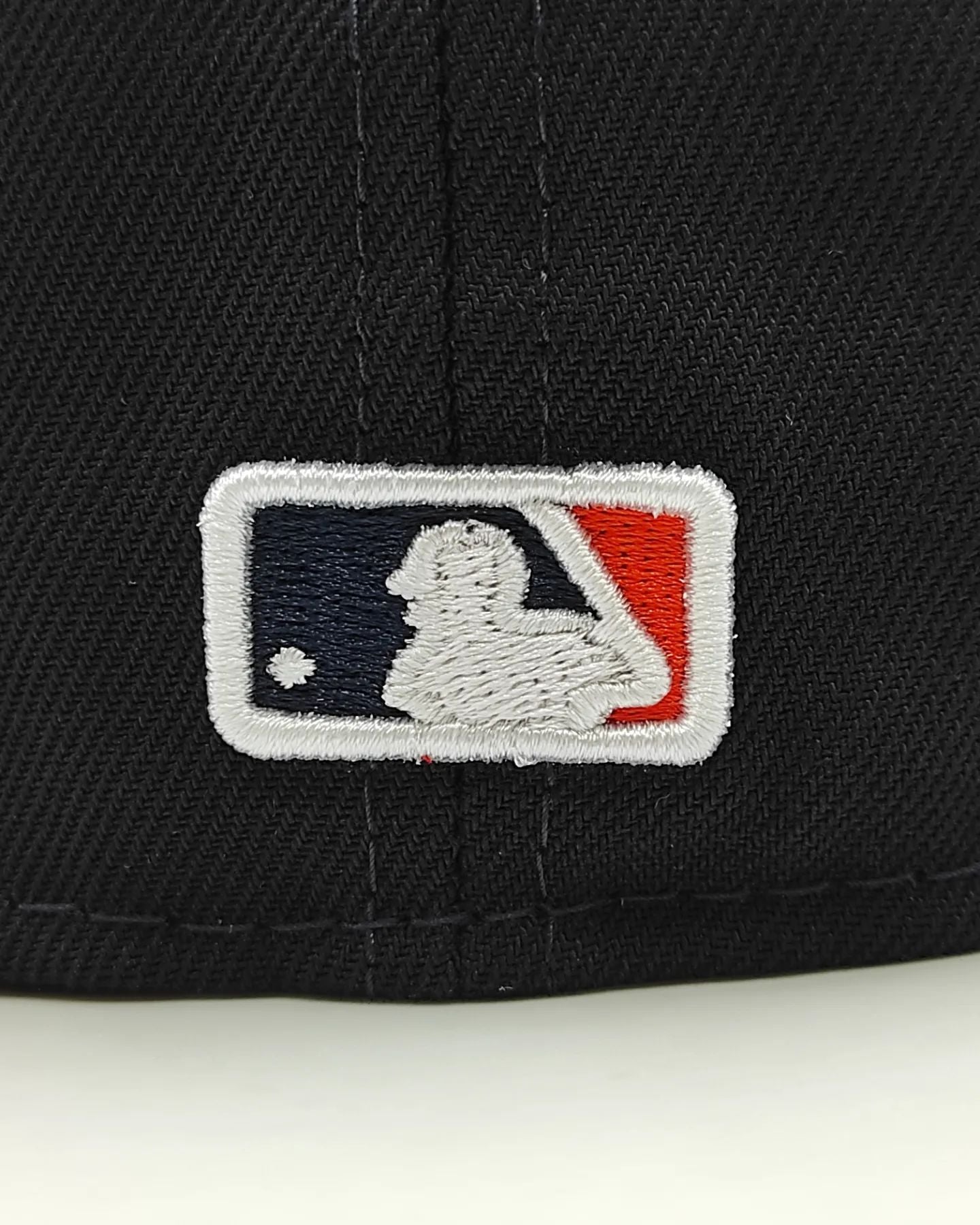New Era Detroit Tigers Alpha Industries 59FIFTY Ajustada
