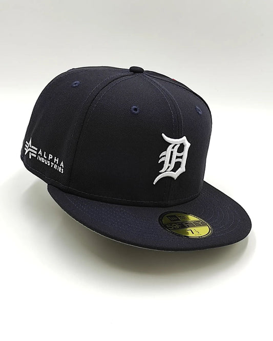 New Era Detroit Tigers Alpha Industries 59FIFTY Ajustada