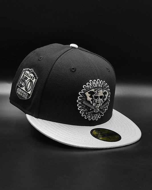 Gorra New Era 59Fifty Oakland Athletics Parche 50 Aniversario Alterna - Negro, Plata Metalizado