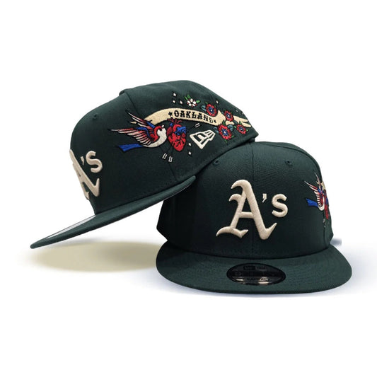 Gorra Snapback New Era 9Fifty de los Oakland Athletics con parche lateral City Art y parte inferior gris - Verde oscuro