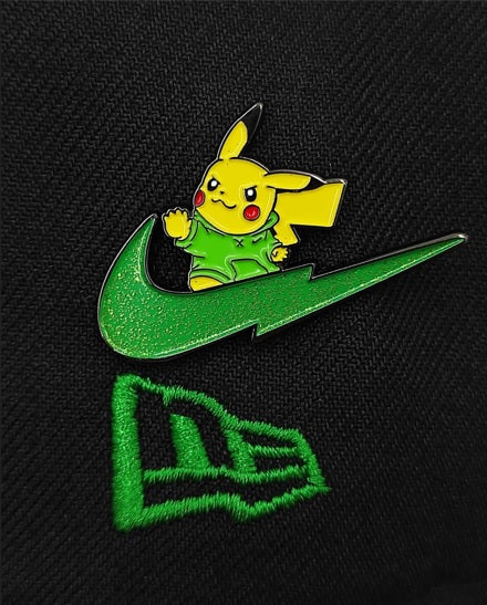 Pin metálico de Pikachu