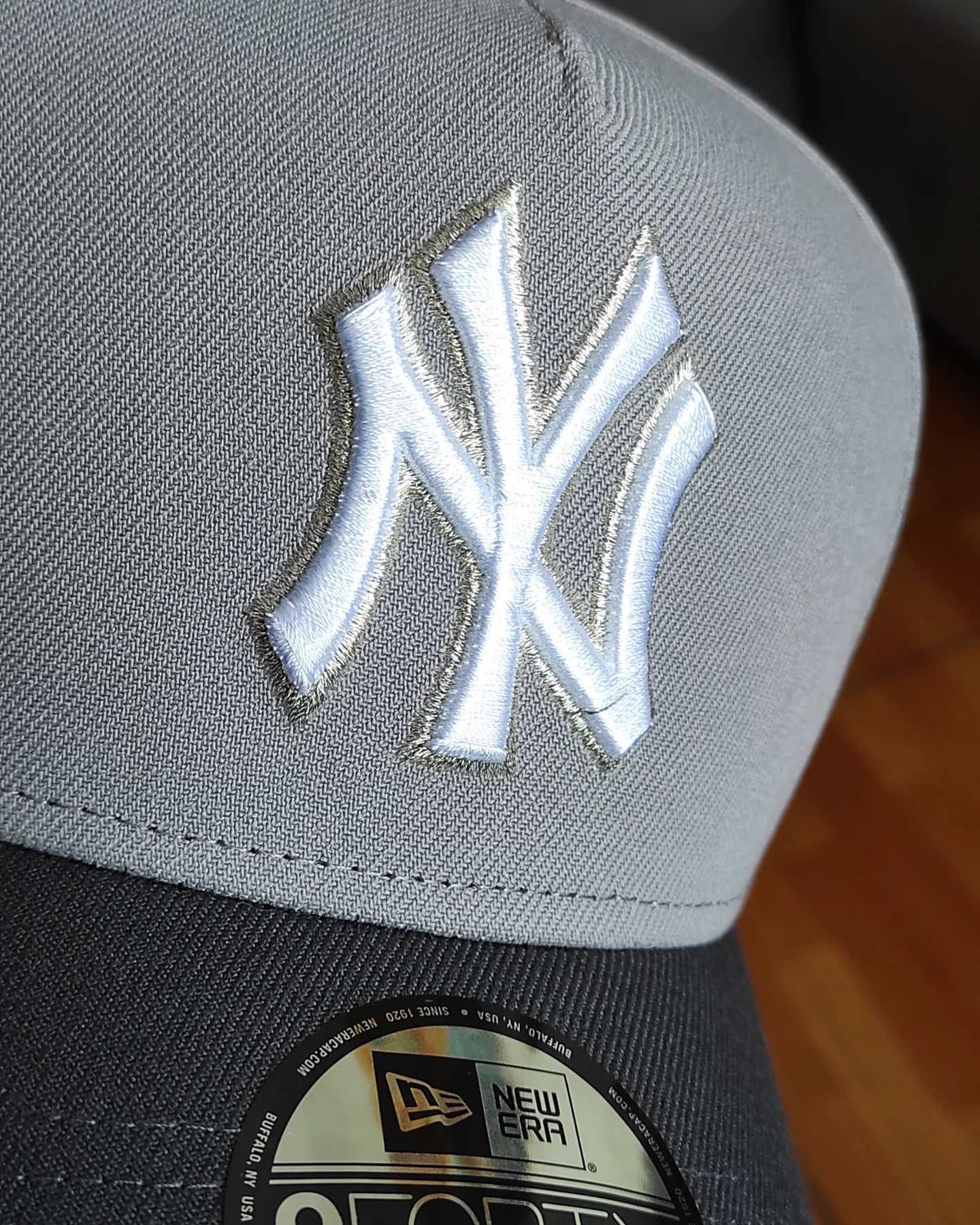 New Era New York Yankees Serie Mundial 1999 gris dos tonos 9FORTY A-FRAME