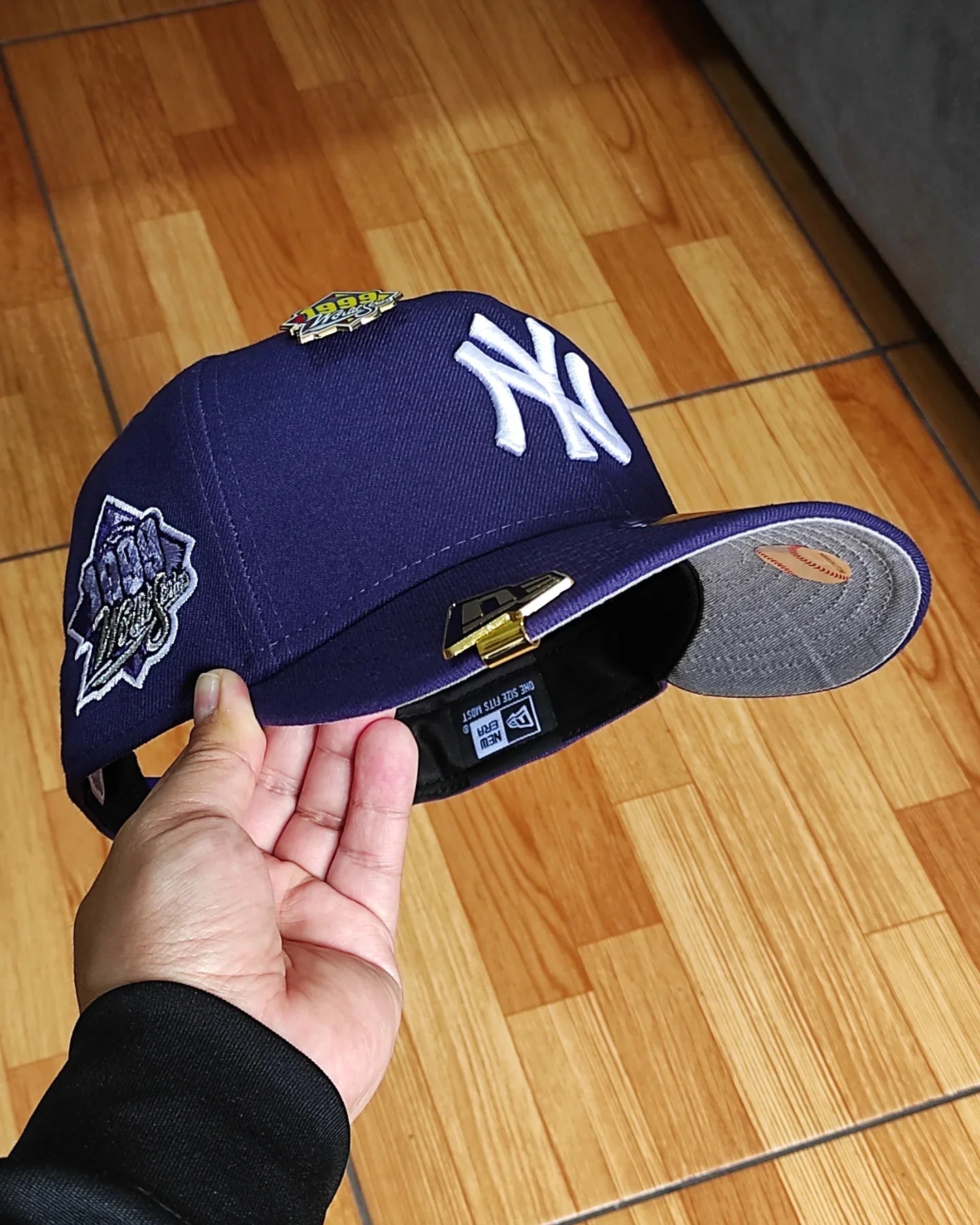 Gorra snapback 9FIFTY morada de los New York Yankees de la Serie Mundial de 1999 de New Era