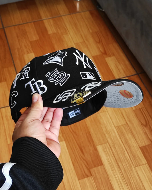 Gorra ajustable "All Over" 9FORTY A-Frame de MLB de New Era