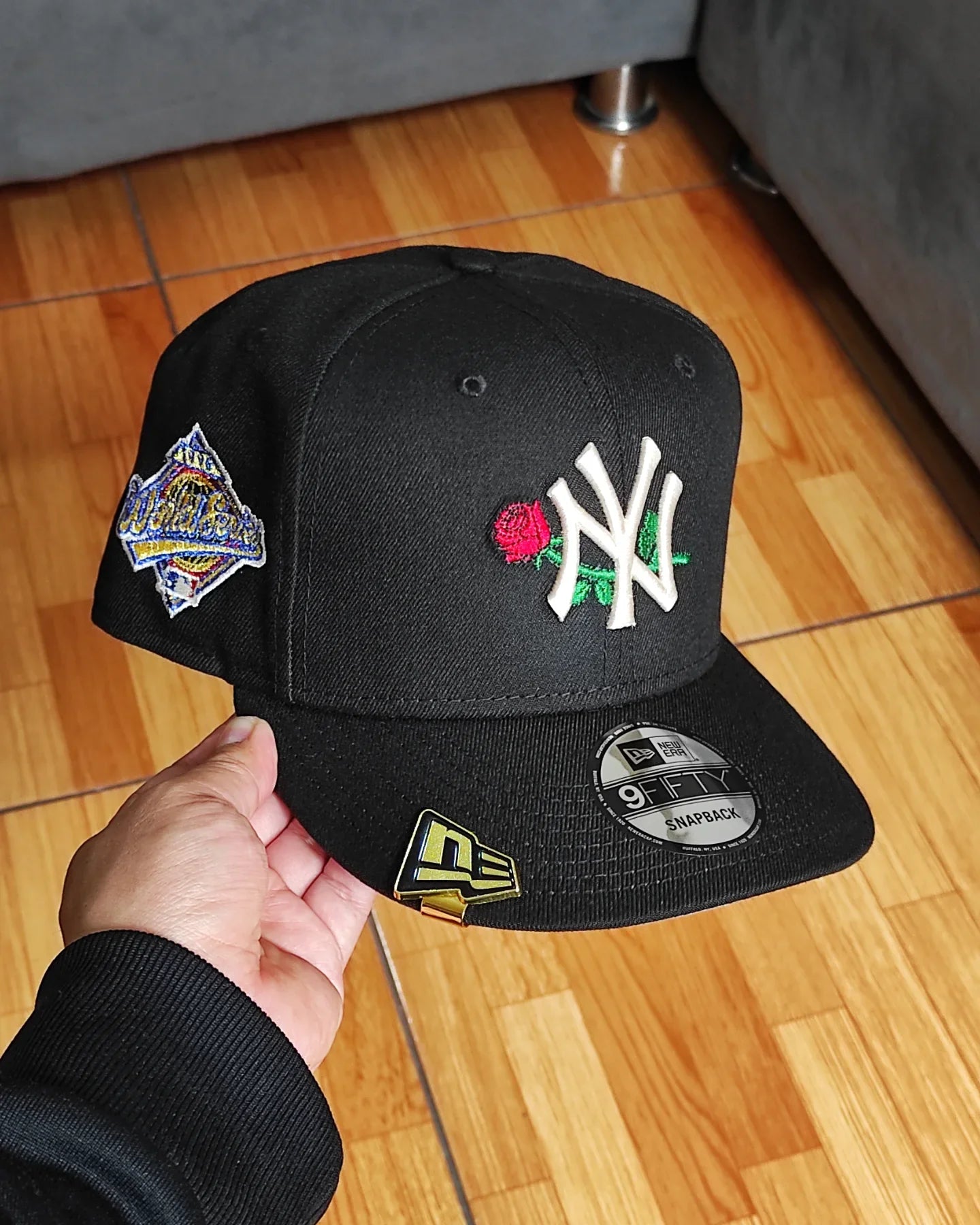 New Era New York Yankees Rosa 🌹 Serie Mundial de 1996 - Gorra Snapback 9 Fifty