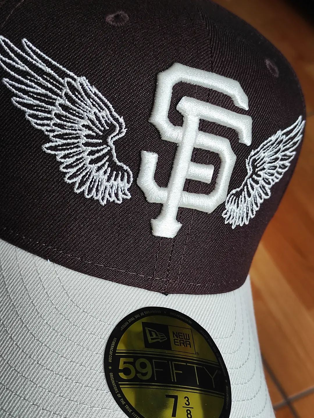 Gorra San Francisco Giants MLB Team Wings 59FIFTY Ajustada Marrón Oscuro