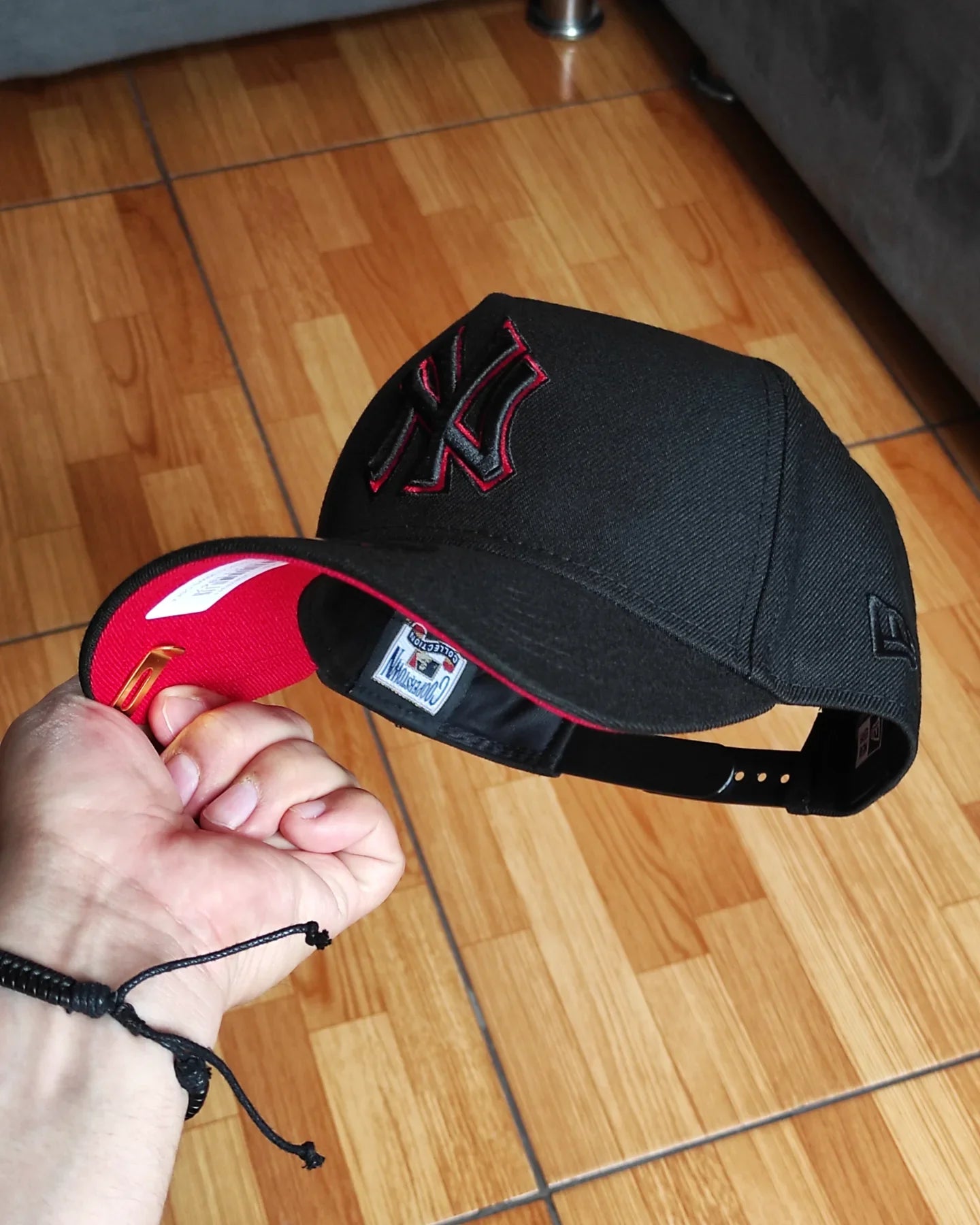 Gorra snapback A-Frame 9Forty negra y roja de los New York Yankees de la Serie Mundial de 1999 de New Era
