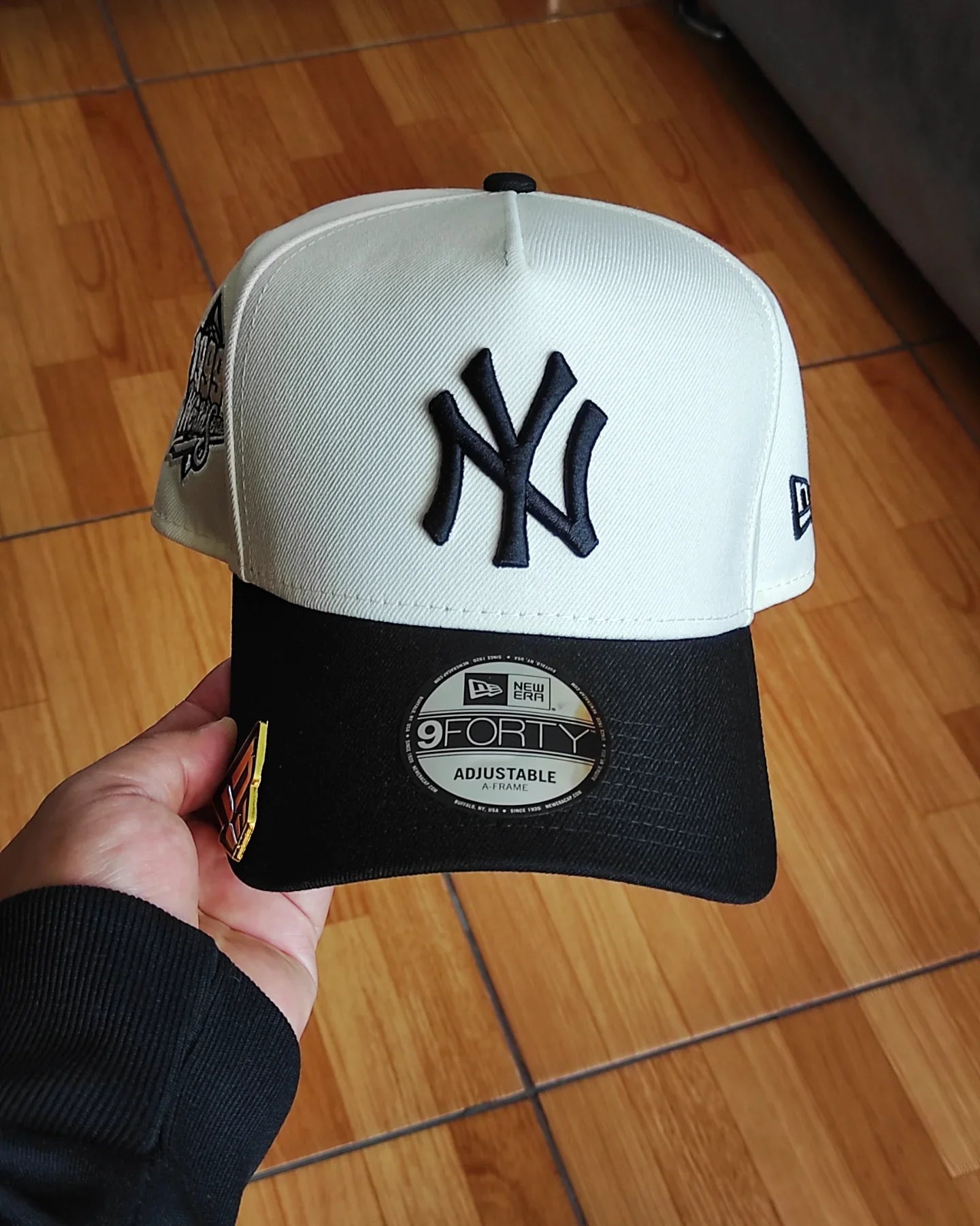 New Era New York Yankees Serie Mundial 1999 Chrome black 9 cuarenta A-FRAME